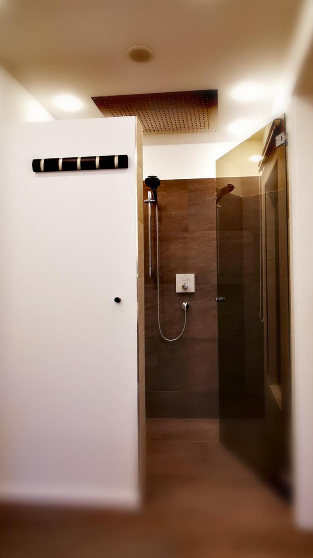 Luxor City Apartments リエンツ エクステリア 写真
