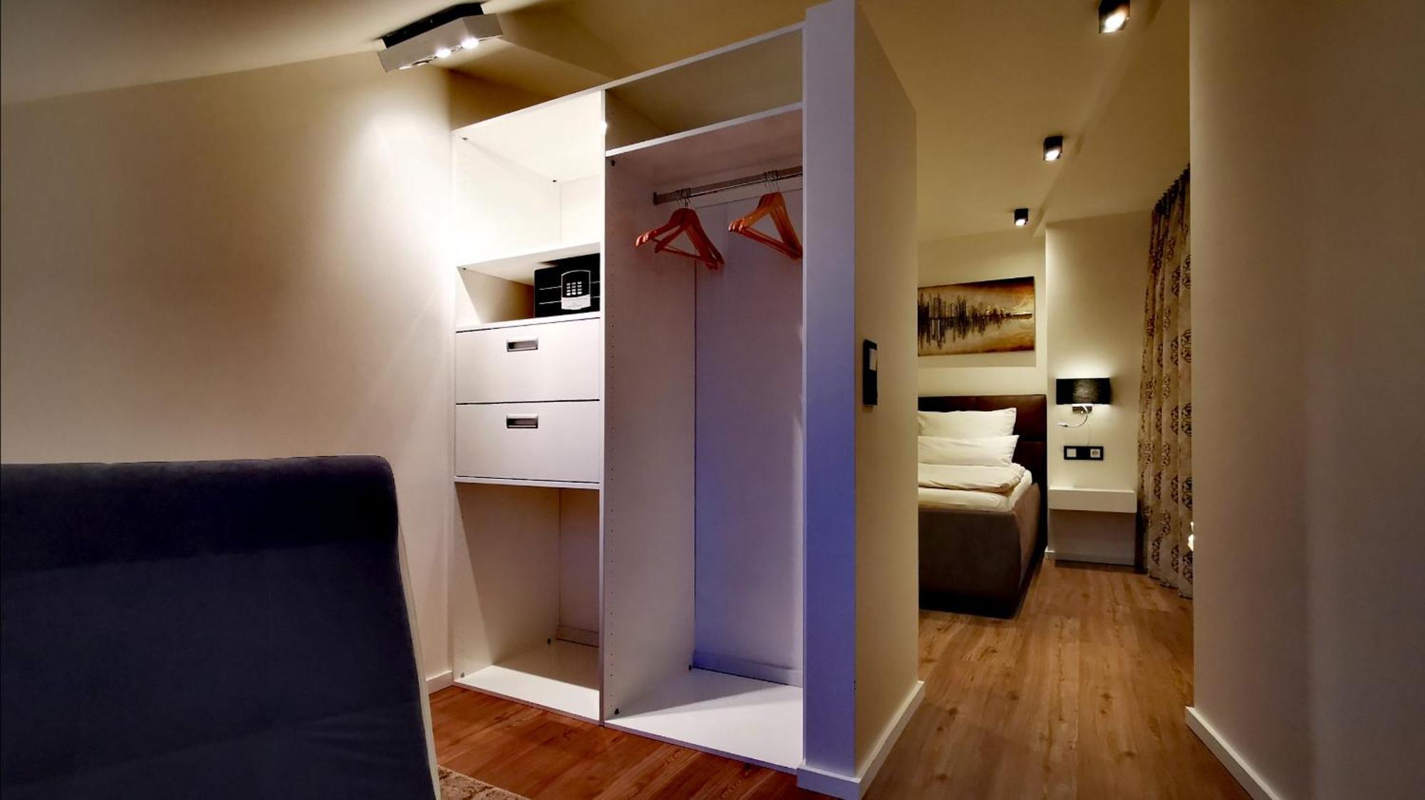 Luxor City Apartments リエンツ エクステリア 写真
