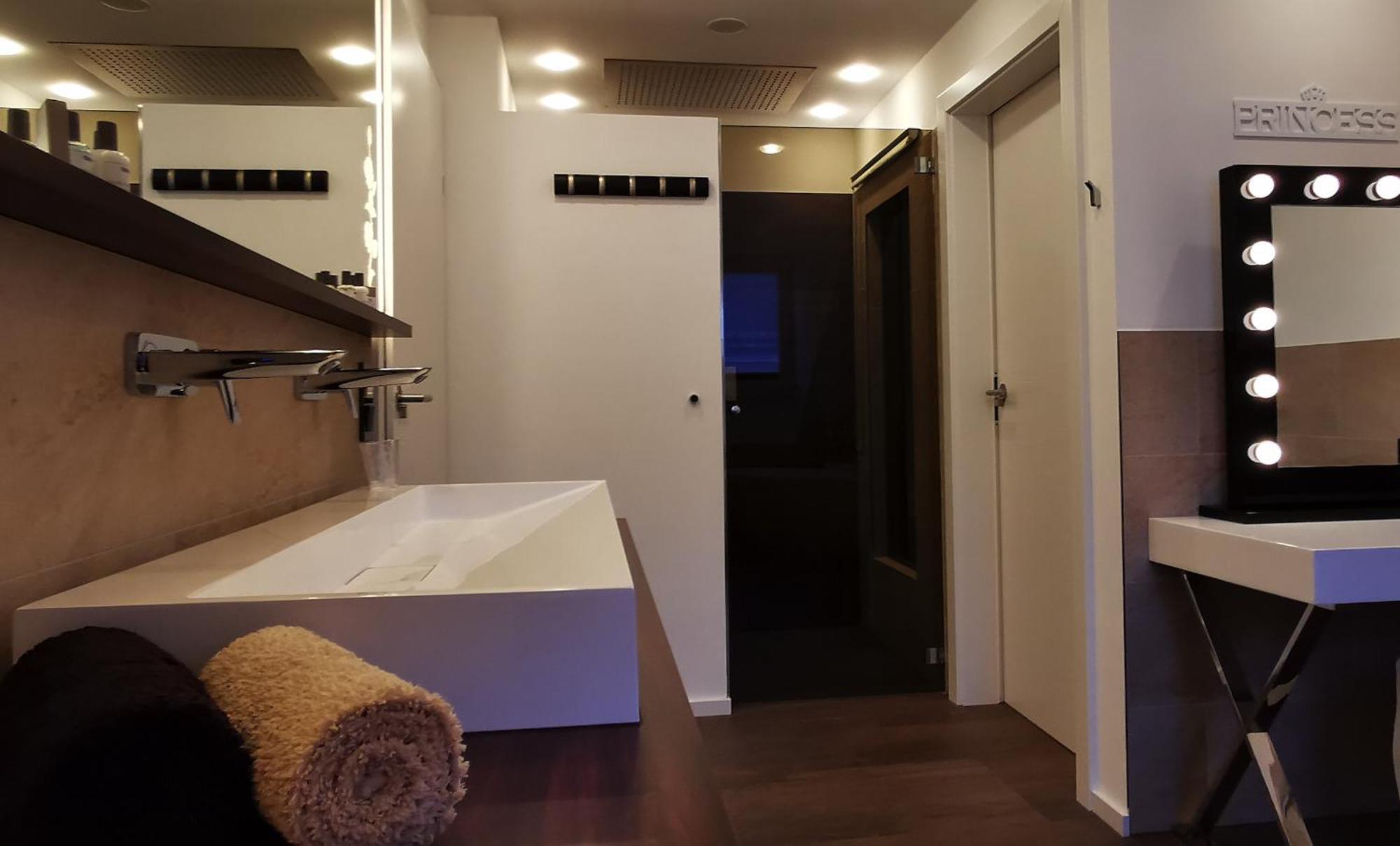 Luxor City Apartments リエンツ 部屋 写真