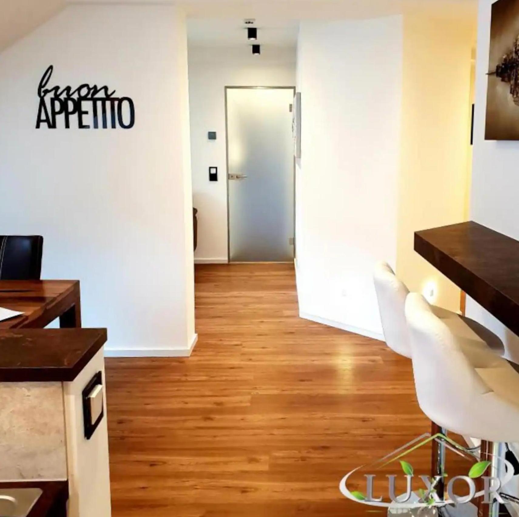 Luxor City Apartments リエンツ 部屋 写真